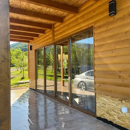 Vikendica Diva בית נופש *