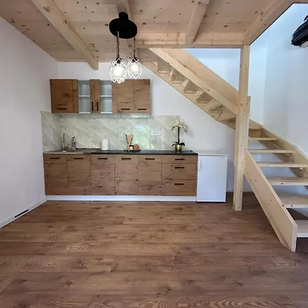 Vikendica Diva בית נופש Varvara